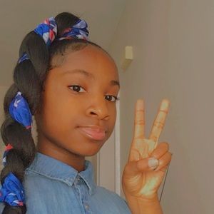 Meet your Posher, Addi